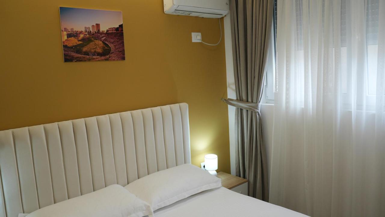 Hotel Luris Голем Екстер'єр фото