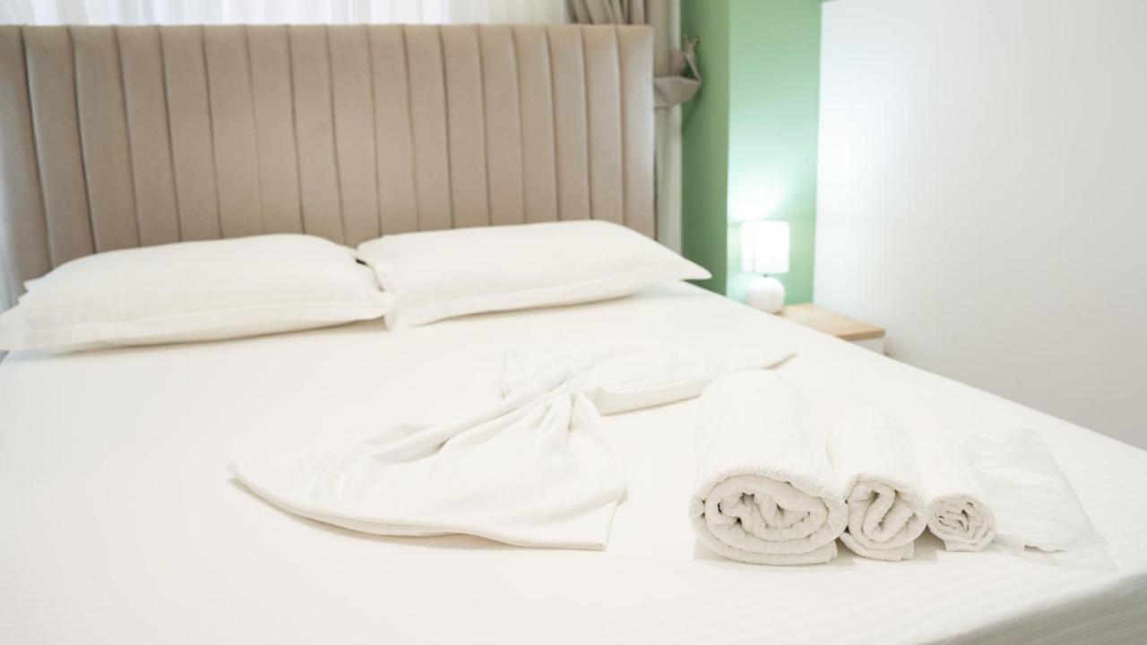 Hotel Luris Голем Екстер'єр фото
