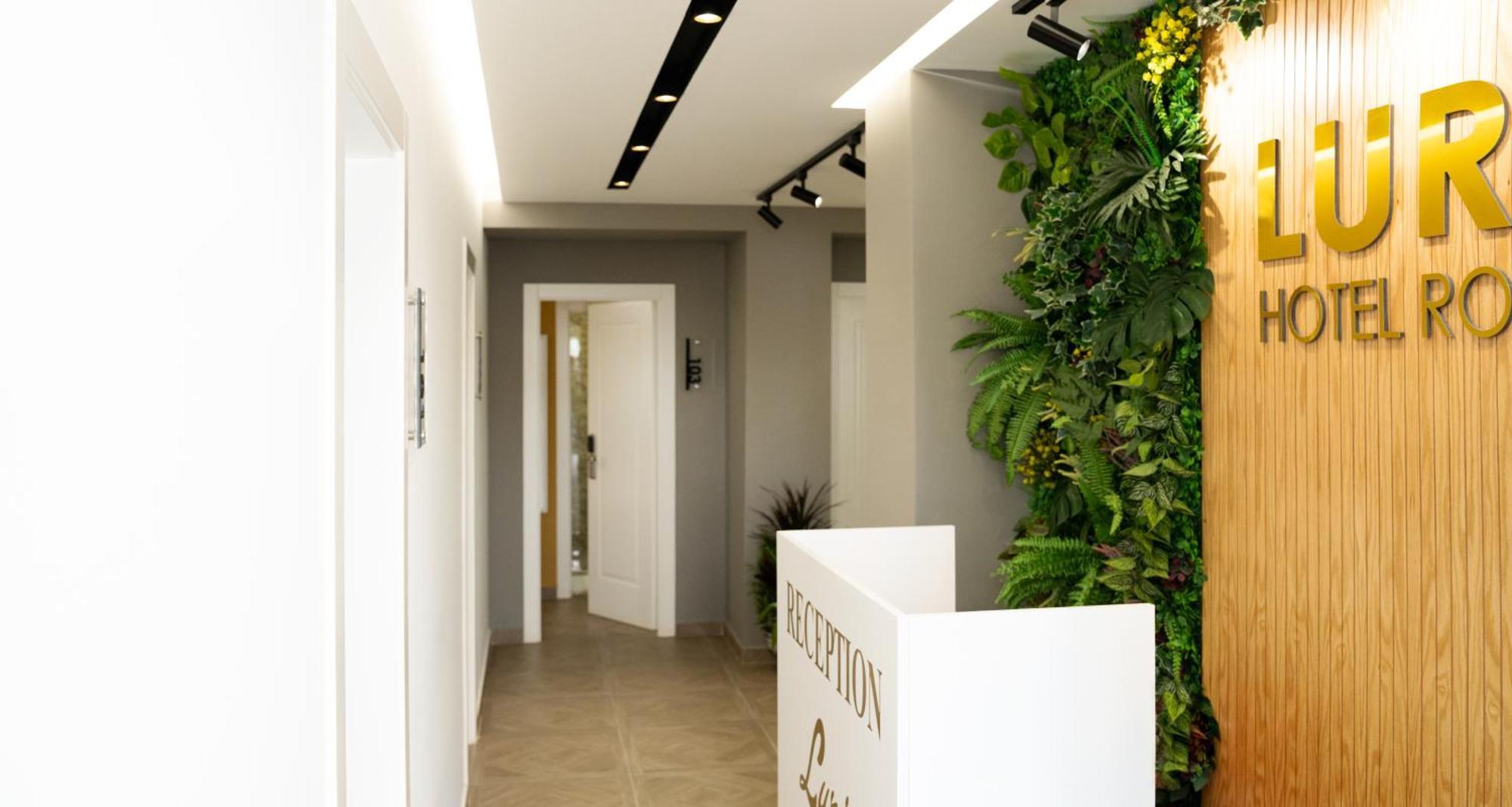 Hotel Luris Голем Екстер'єр фото