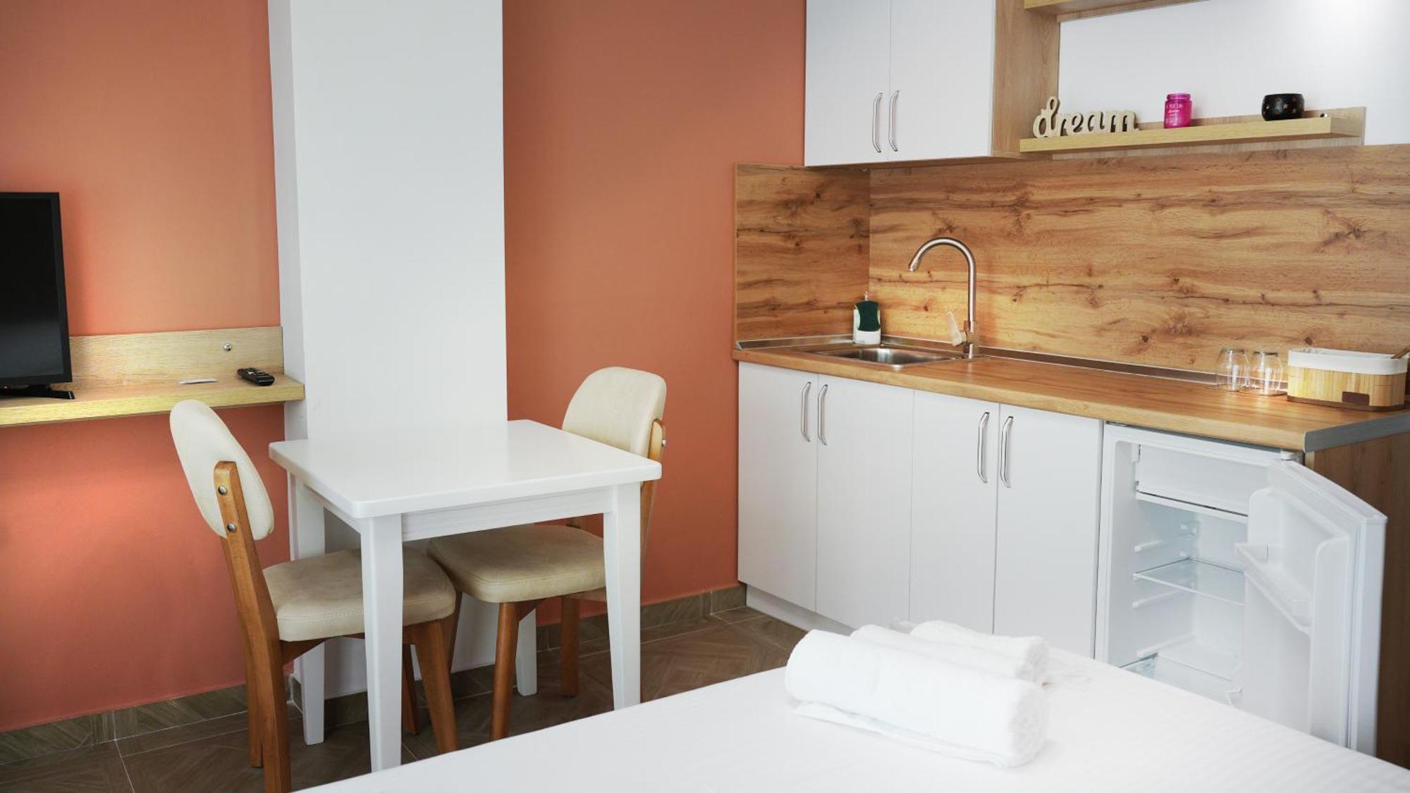Hotel Luris Голем Екстер'єр фото