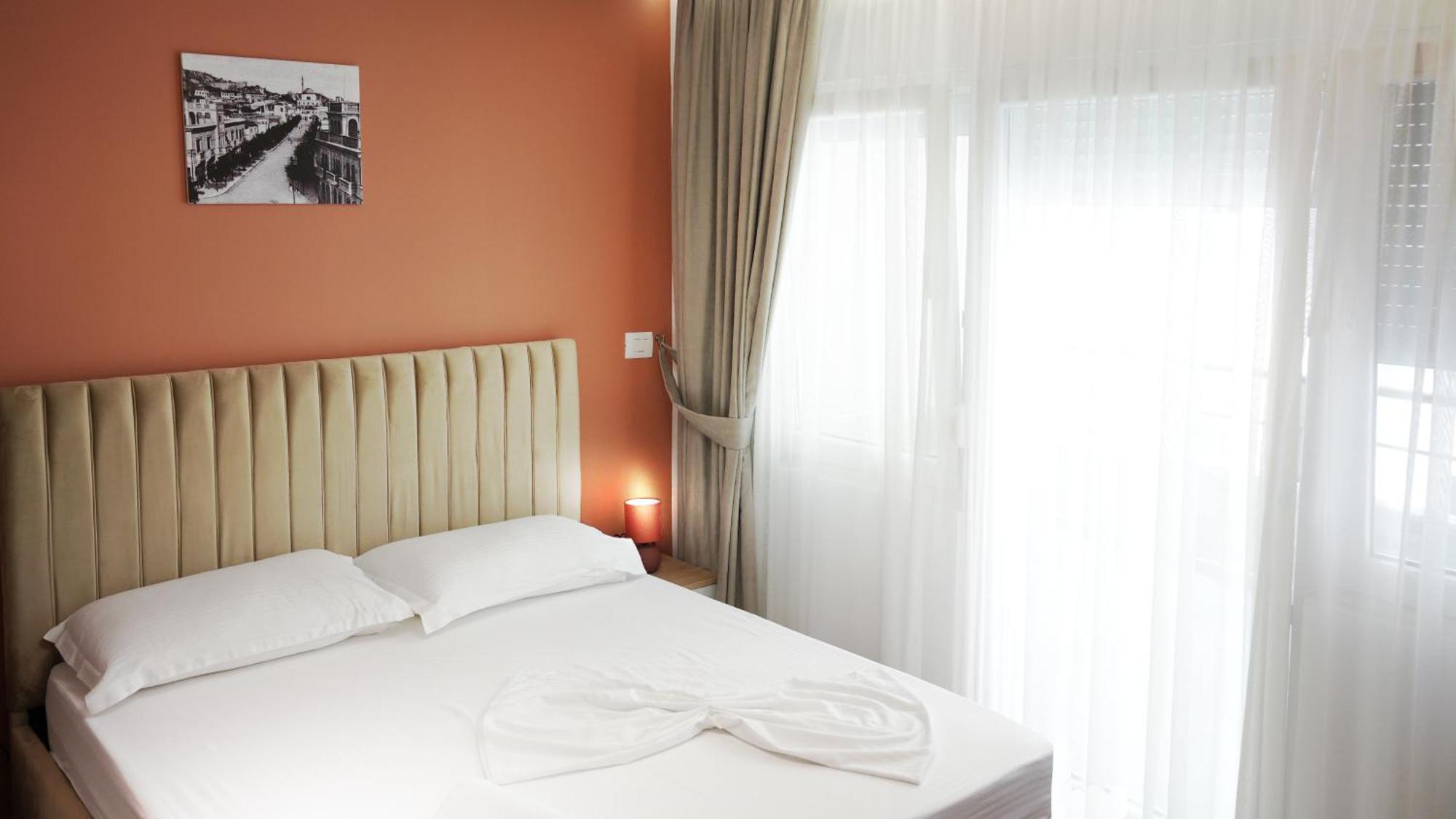 Hotel Luris Голем Екстер'єр фото