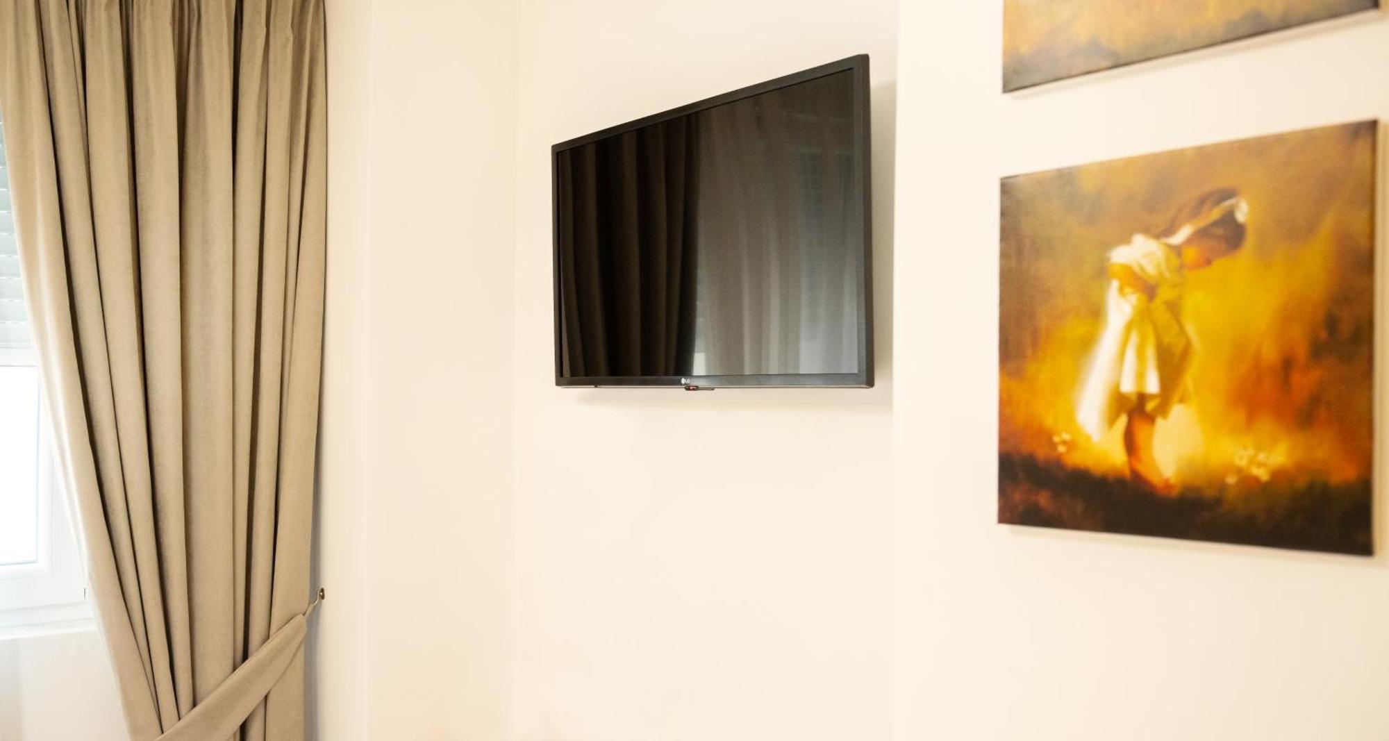 Hotel Luris Голем Екстер'єр фото